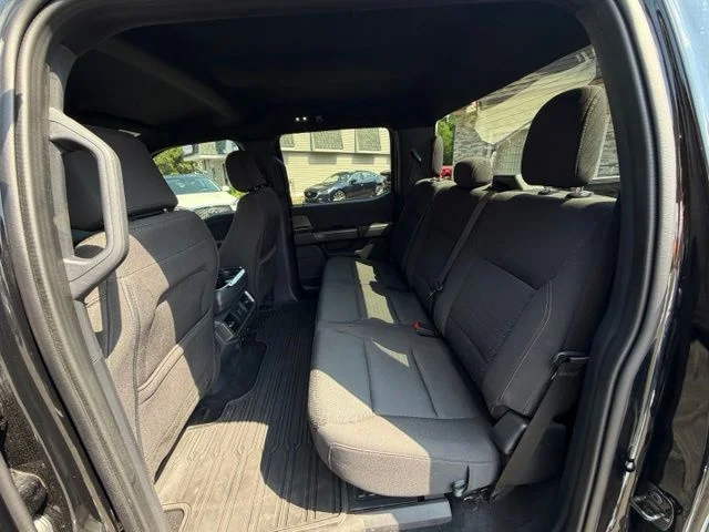 Used 2024 Black Ford XLT image 15