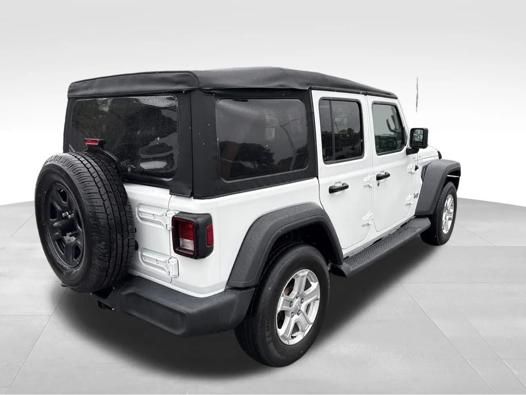 Used 2019 White Jeep Unlimited Sport image 5