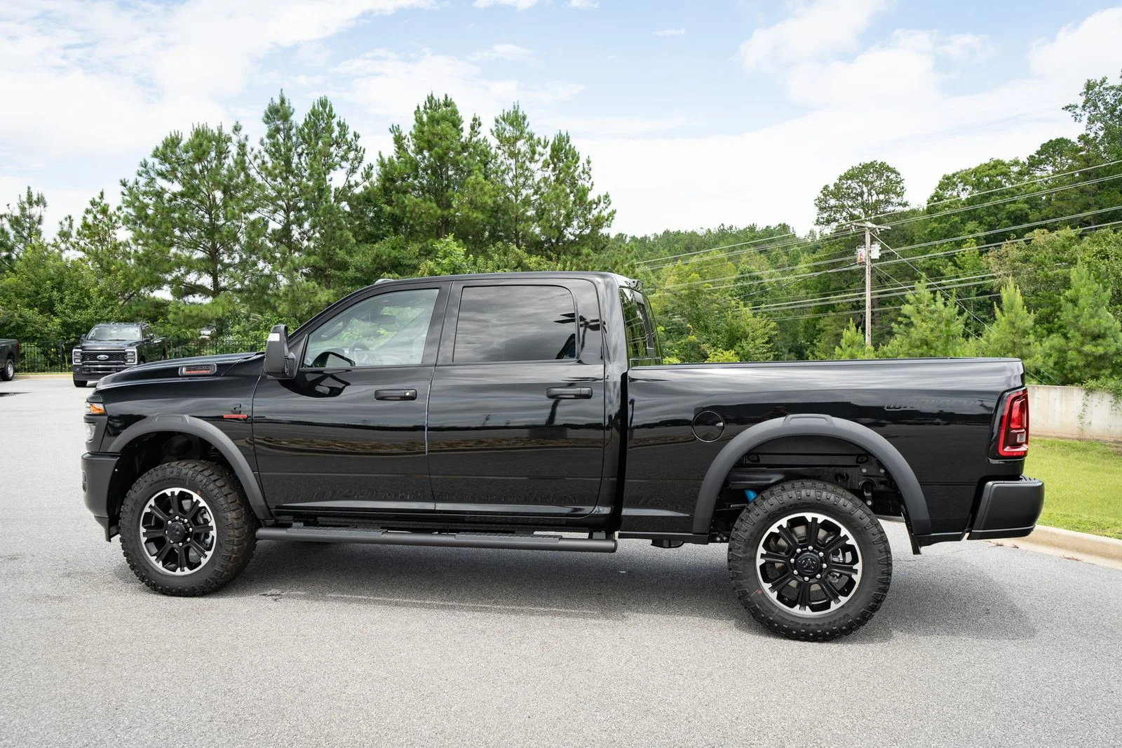 New 2026 Diamond Black Crystal Pearl-Coat Exterior Paint RAM  image 7
