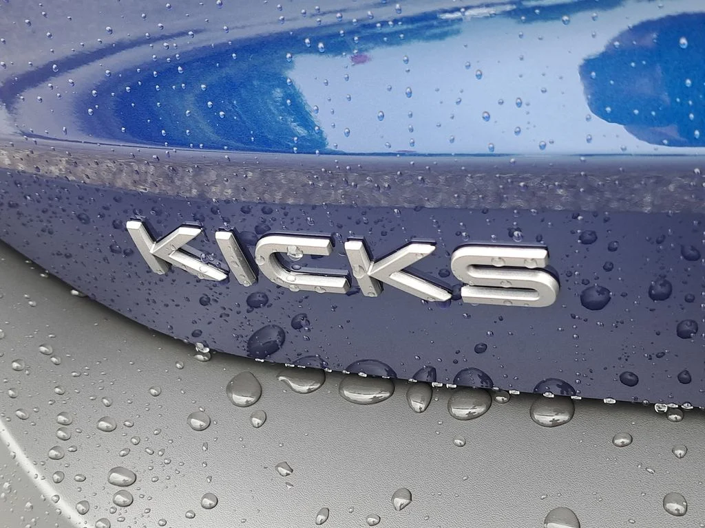 2026 Nissan KICKS SR - Photo 9