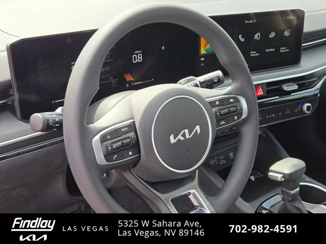 2026 Kia K5 LXS - Photo 14