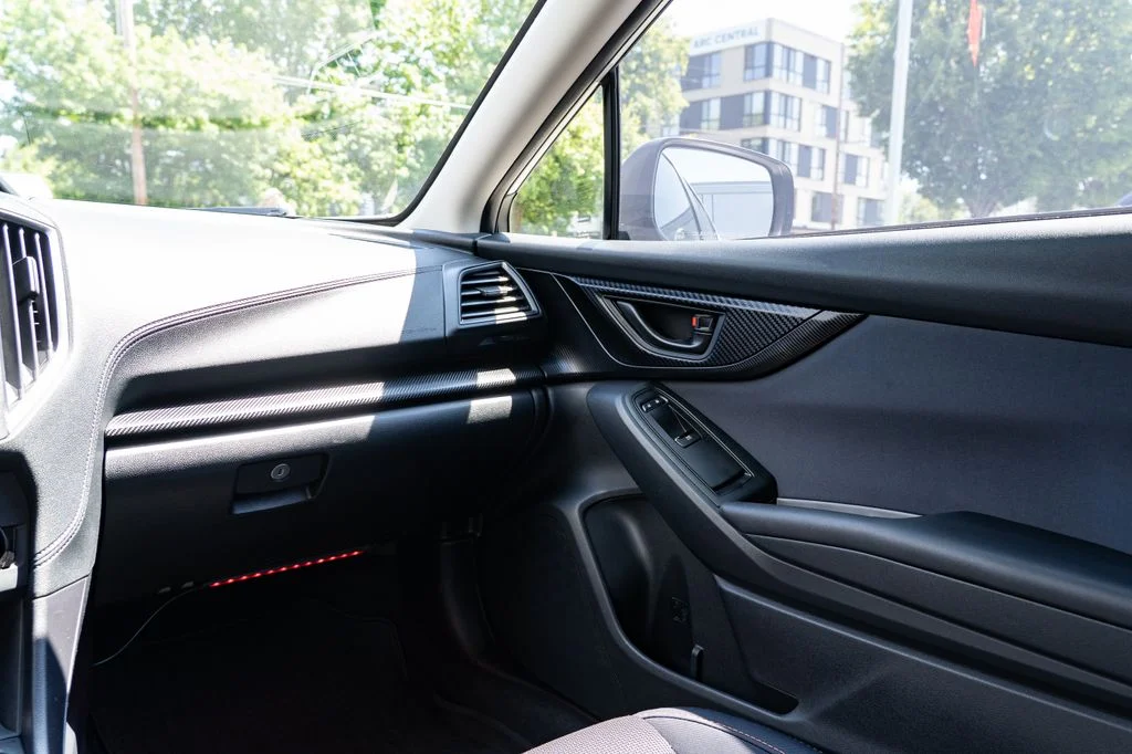 Used 2018 White Subaru 2.0i Premium image 10