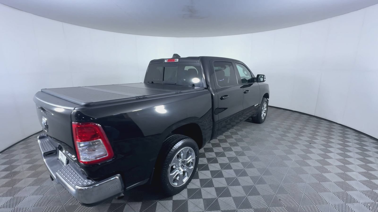 Used 2022 Diamond Black Crystal Pearlcoat Ram Big Horn image 8