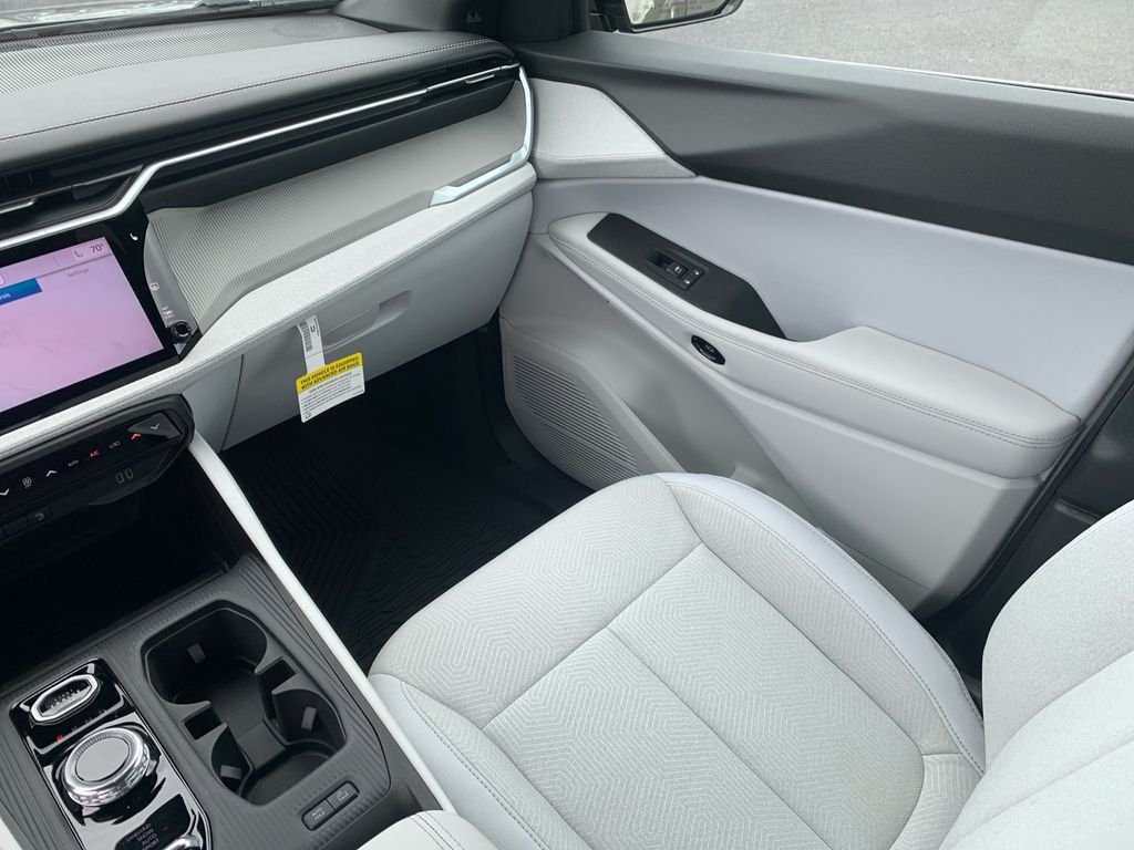 New 2026 Sting-Gray Clear-Coat Exterior Paint Jeep Laredo image 27