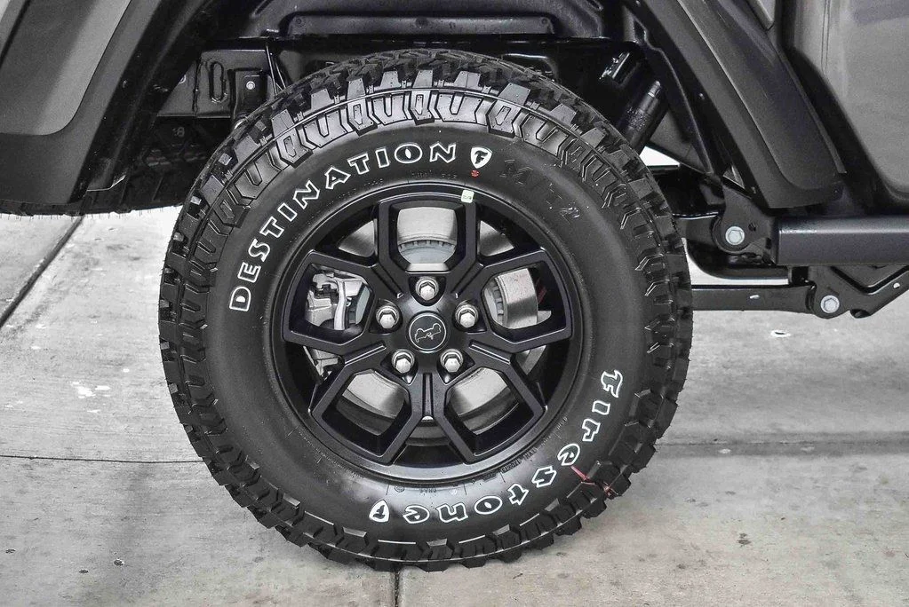 New 2026 Granite Crystal Metallic Clearcoat Jeep Willys image 10