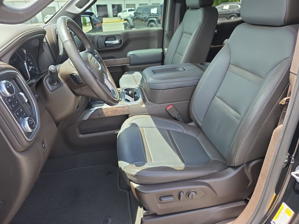 Used 2021 Black GMC Denali image 11