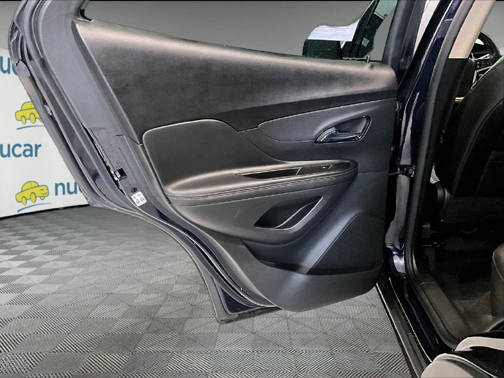 Used 2022 Blue Buick Preferred image 21