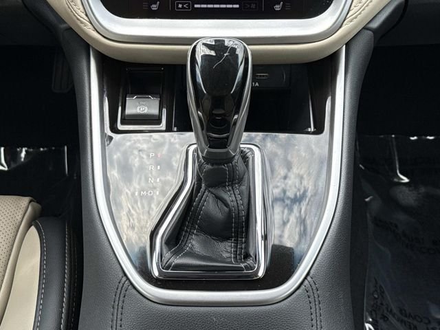 Used 2022 Black Subaru Limited image 18