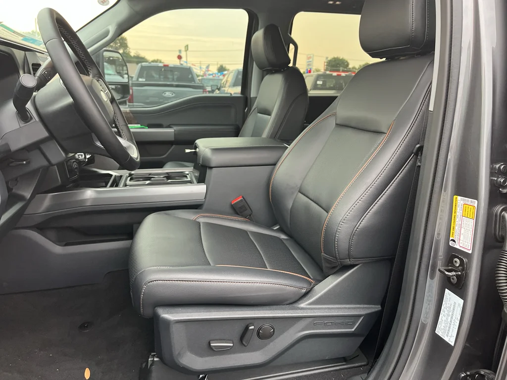 2026 Ford F-250 Super Duty Lariat - Photo 13