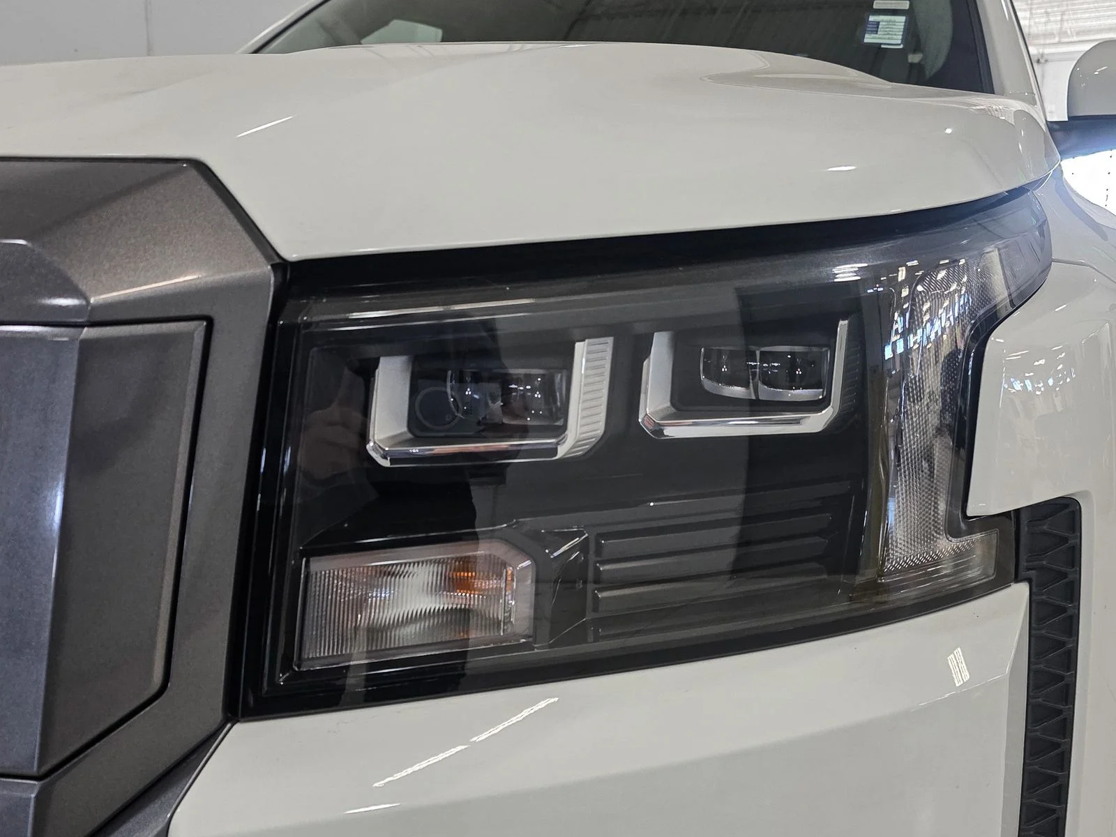 2026 Nissan Frontier SV - Photo 14