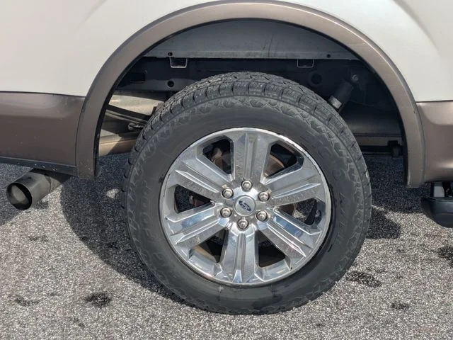 Used 2019 White Ford Lariat image 11