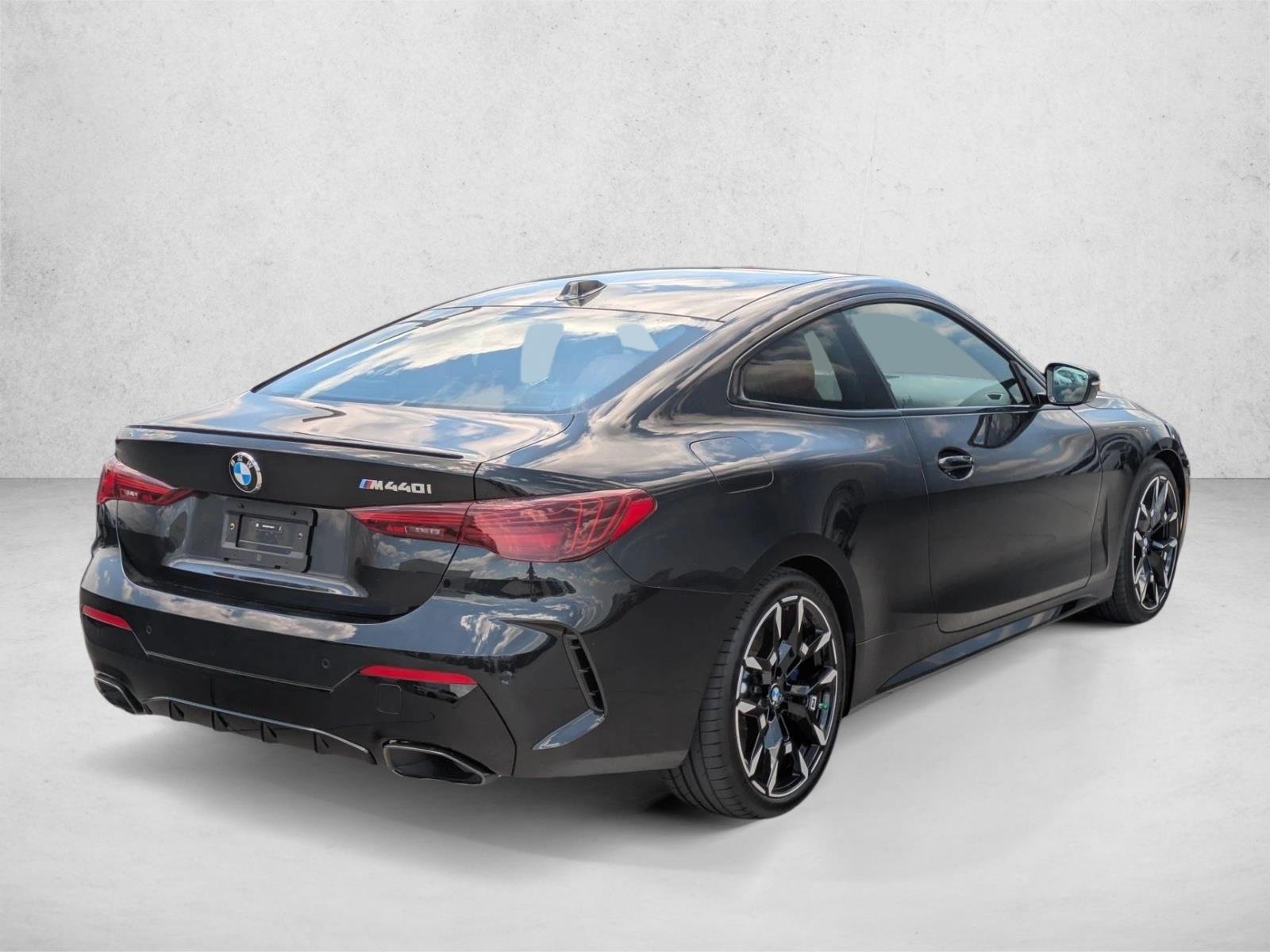 Used 2026 Black Sapphire Metallic BMW M440i image 2