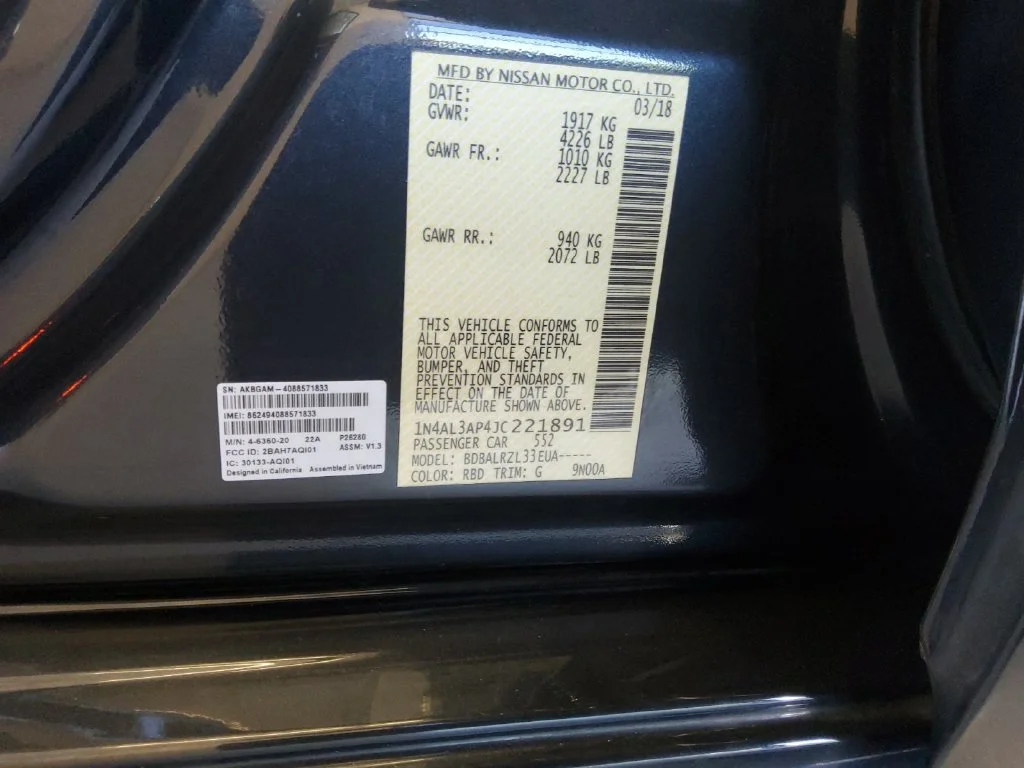 Used 2018 Blue Nissan 2.5 SL image 20