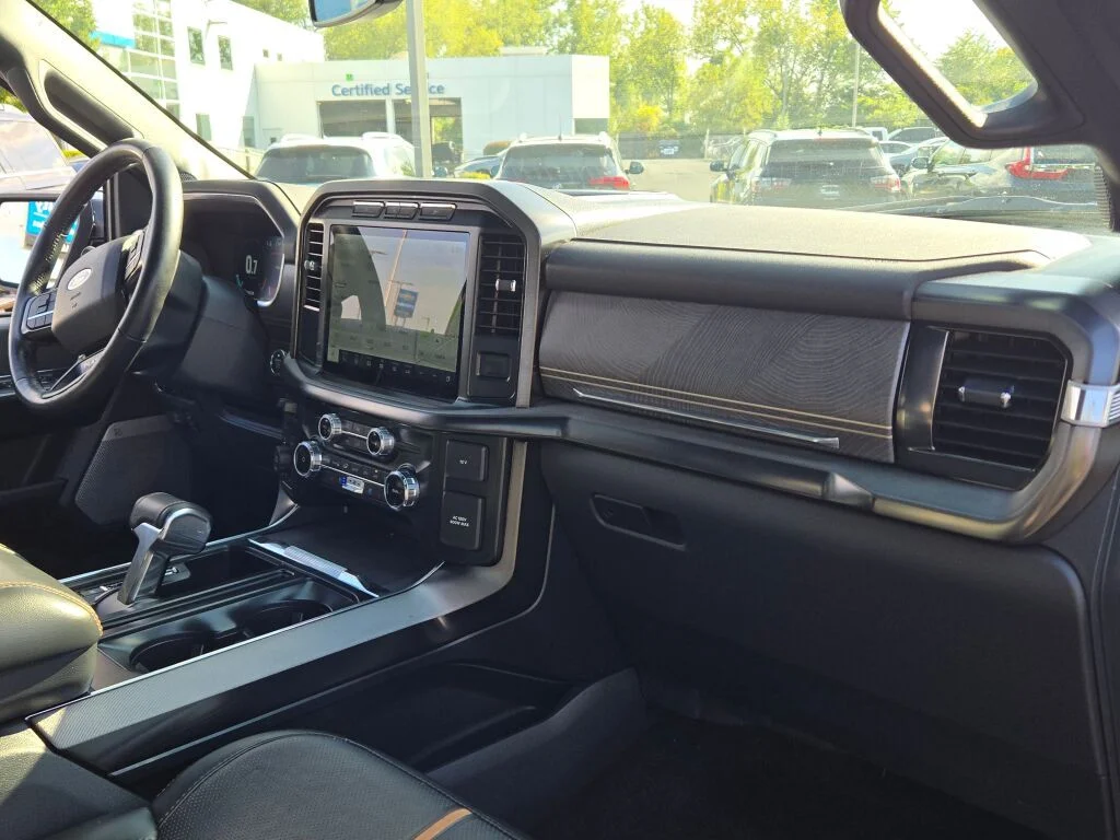 Used 2023 Black Ford Platinum image 7