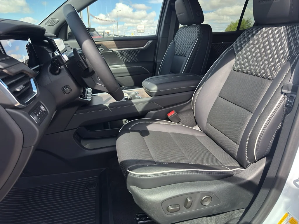 New 2026 Glacier White Tricoat GMC Denali image 11