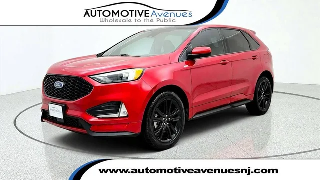 2022 Ford Edge ST-Line AWD w/ Panoramic Vista Roof
