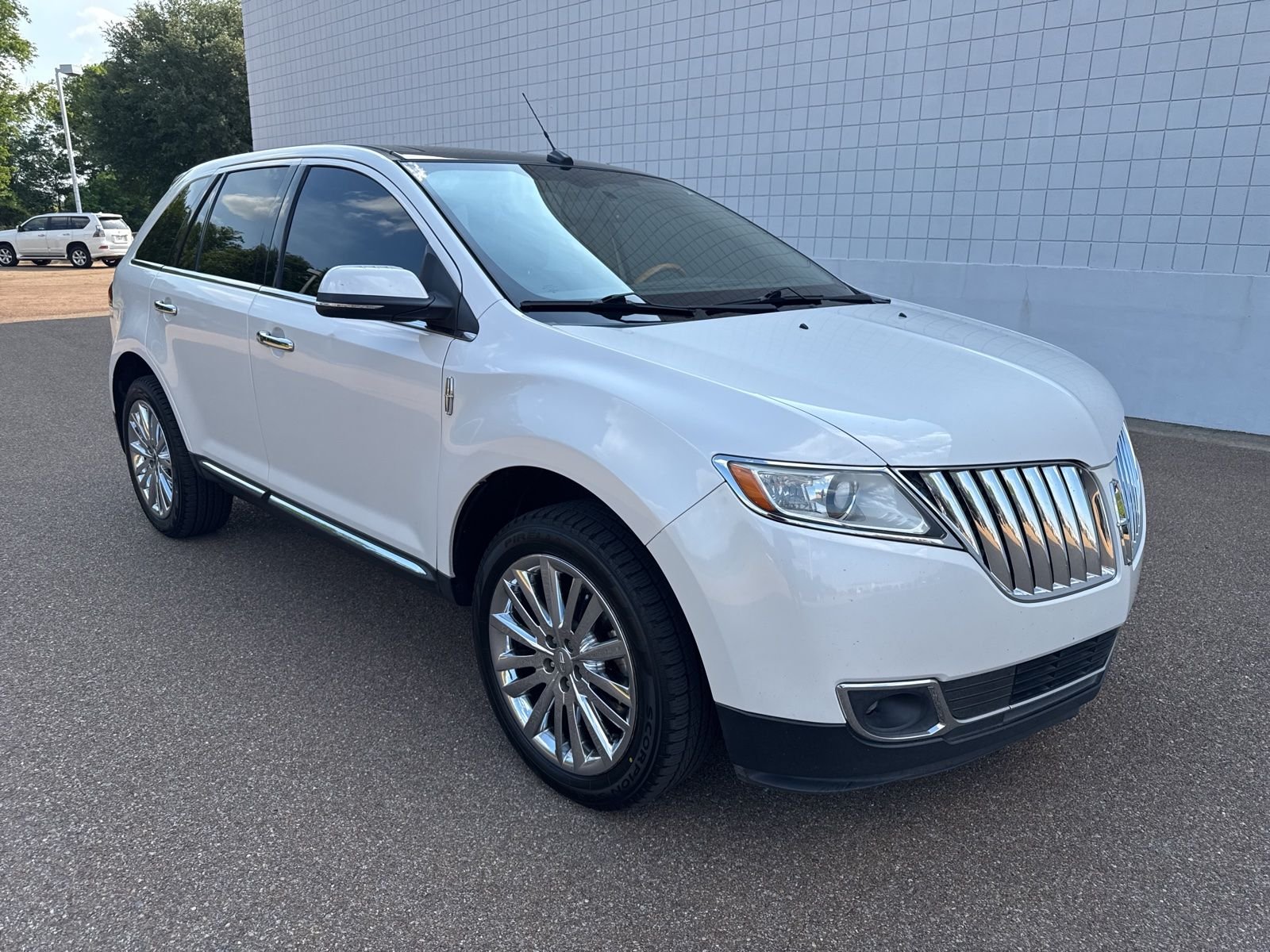 2013 Lincoln MKX Base