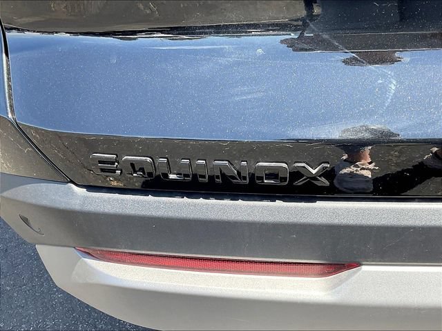 2027 Chevrolet Equinox LT - Photo 10