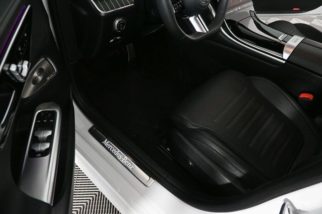 Certified Used 2023 MANUFAKTUR Moonlight White Metallic Mercedes-Benz C 300 image 7