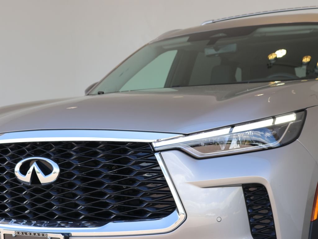Used 2025 Silver INFINITI Sensory image 60