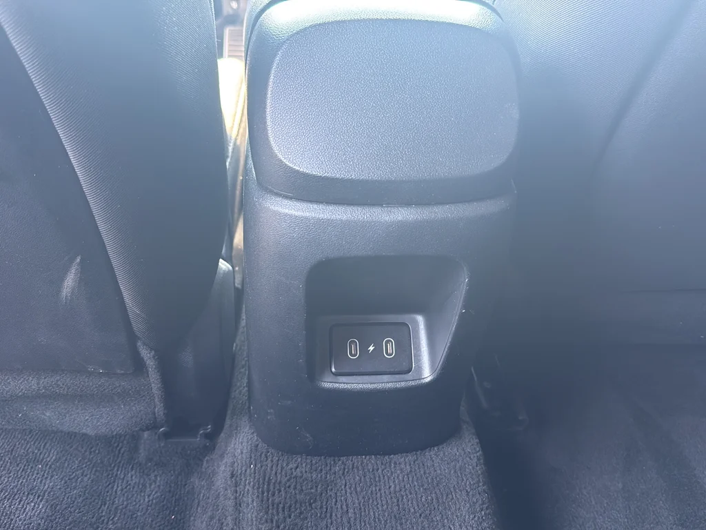 Certified Used 2025 White Hyundai SEL Sport image 31