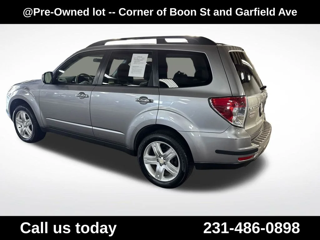Used 2010 Silver Subaru 2.5X image 3