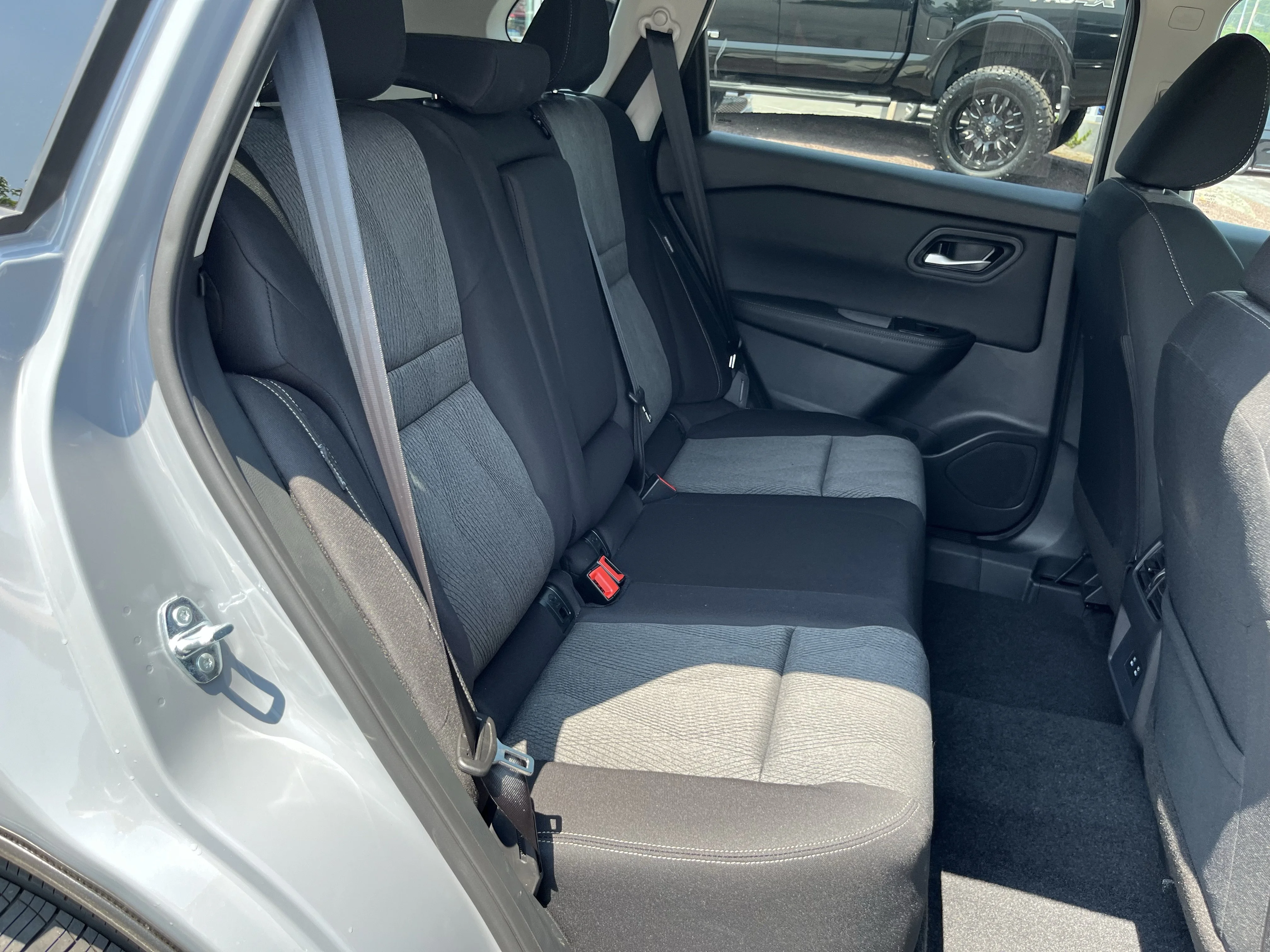 New 2026 Boulder Gray Pearl Nissan SV image 4