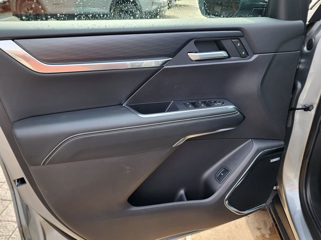 2026 GMC Acadia Elevation - Photo 13