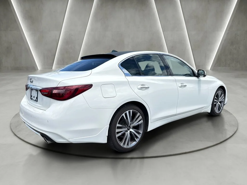 Used 2022 White INFINITI SENSORY image 7
