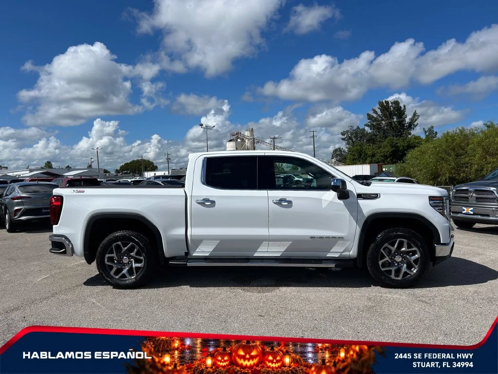 New 2026 Summit White GMC SLT image 8