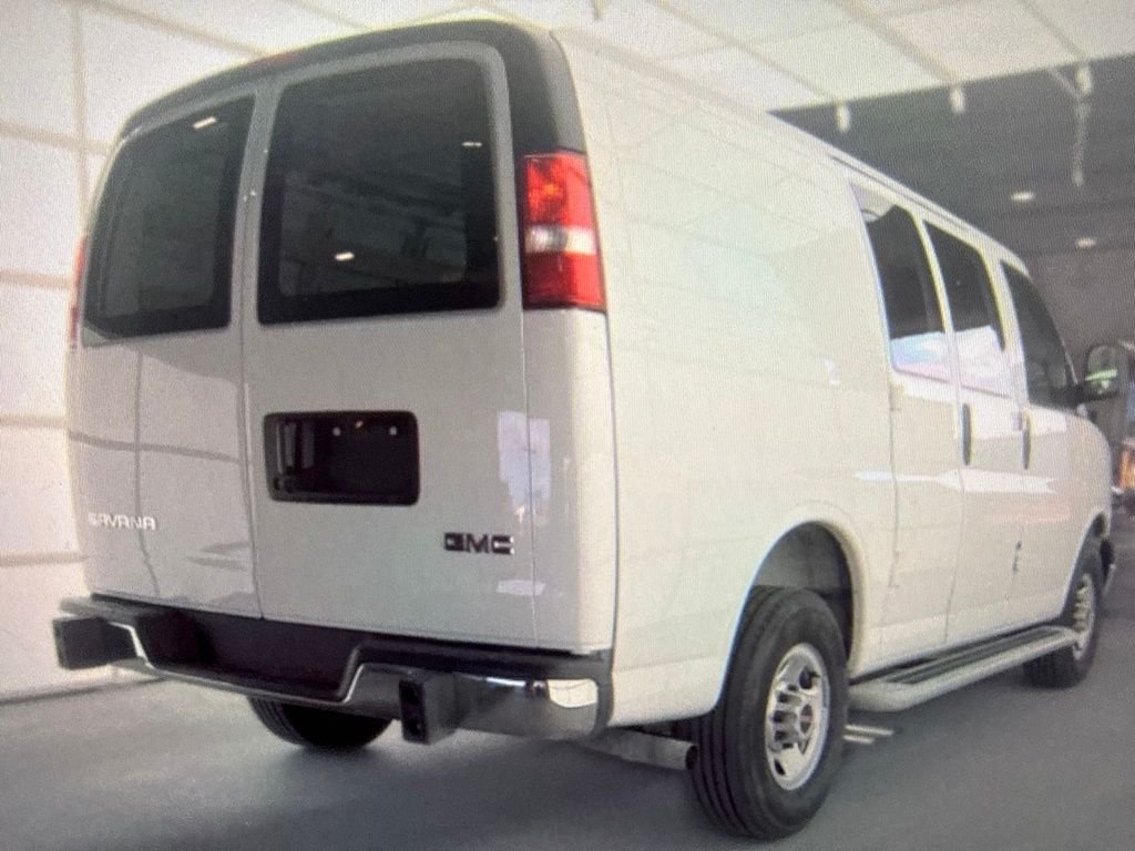Used 2025 White GMC Work Van image 2