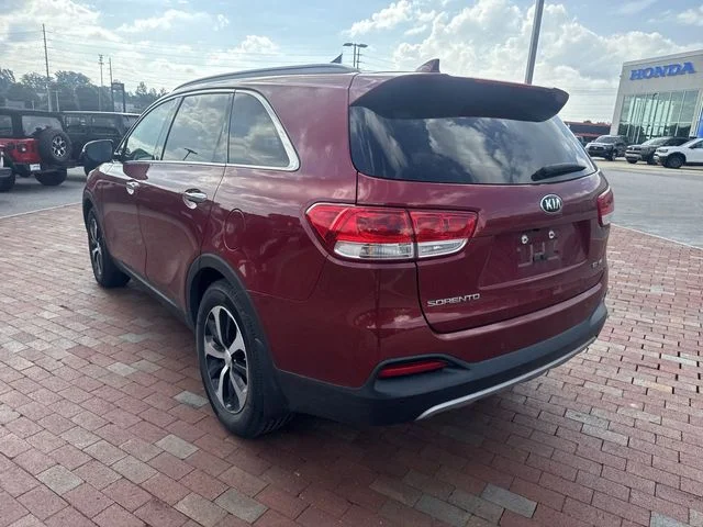 Used 2017 Red Kia EX image 7