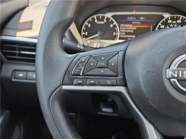 Used 2025 Super Black Nissan SV image 15