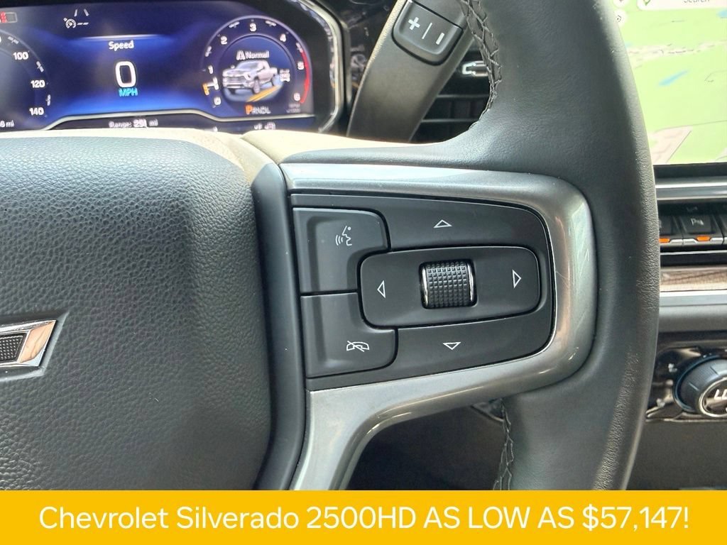 Used 2025 Sterling Gray Metallic Chevrolet LT image 27