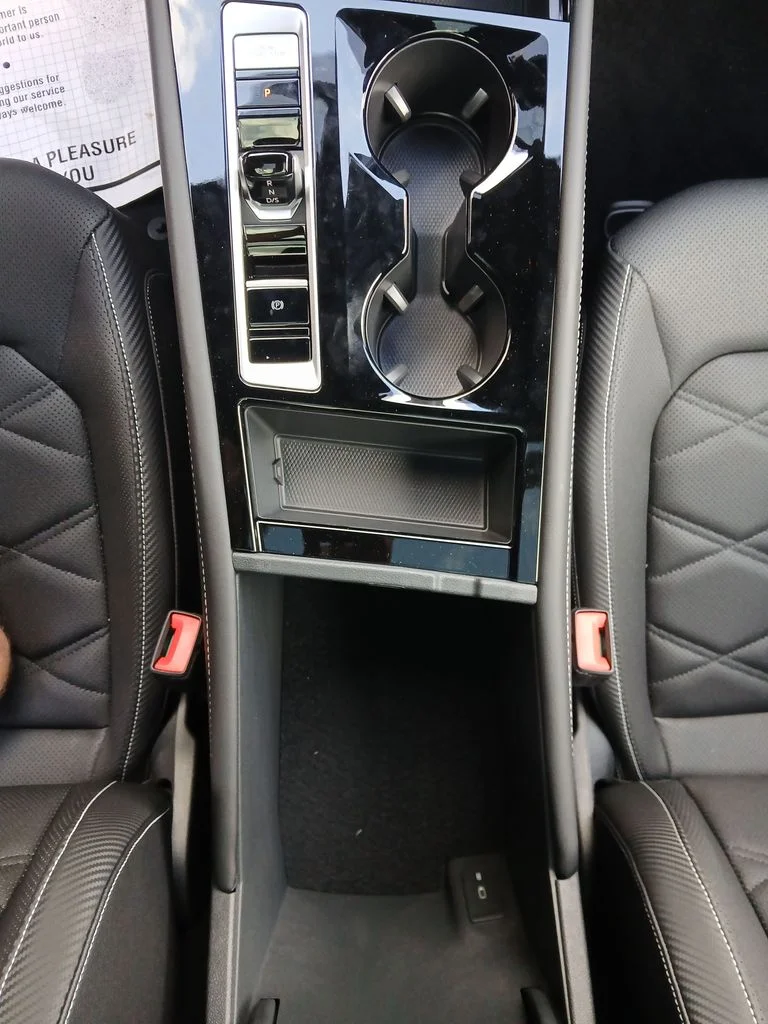 2026 Volkswagen Atlas Cross Sport SE w/Tech - Photo 25