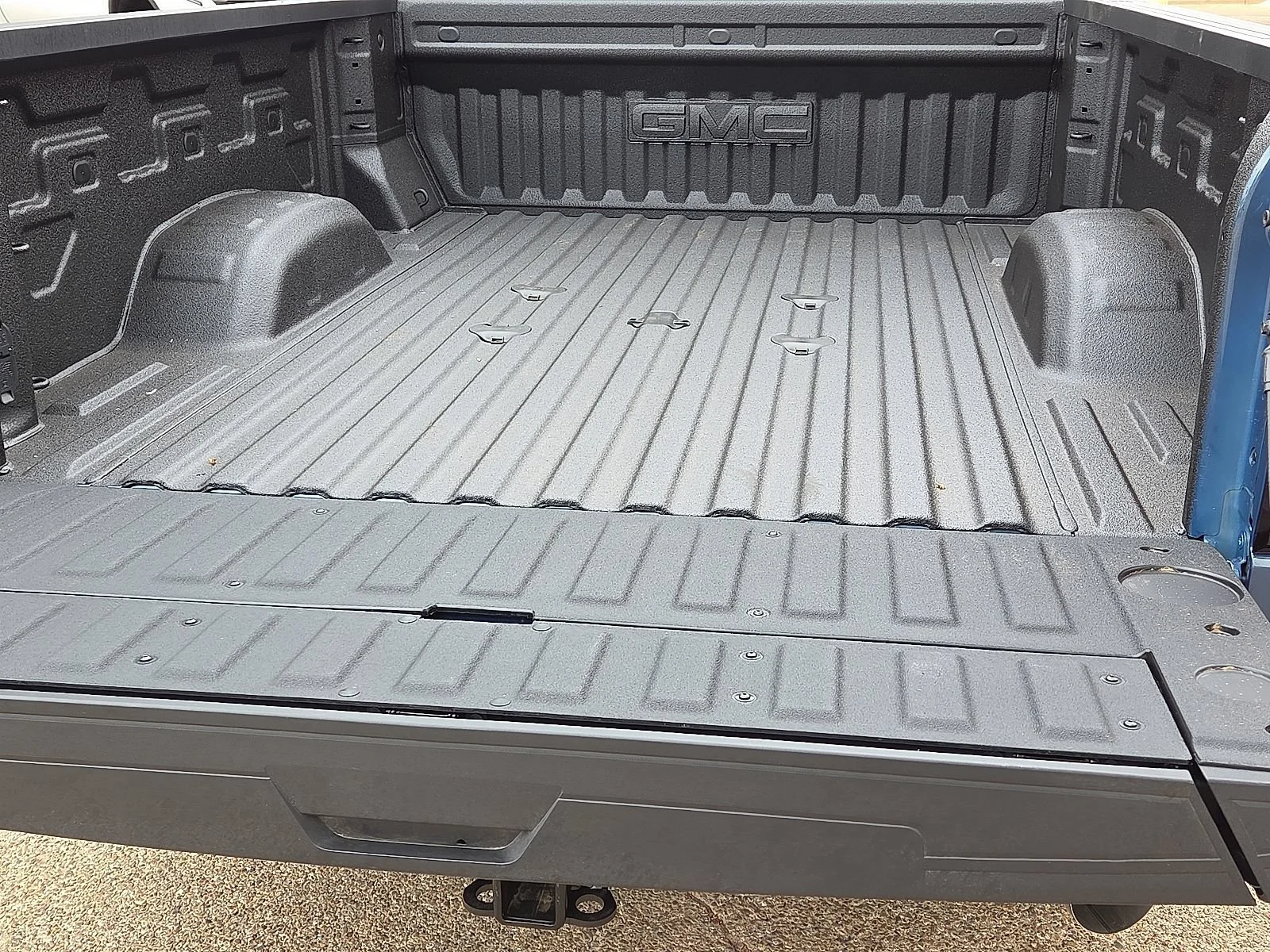 2026 GMC Sierra 2500HD Denali Ultimate - Photo 9