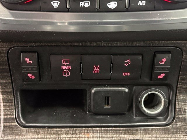 Used 2017 Red GMC Limited image 34