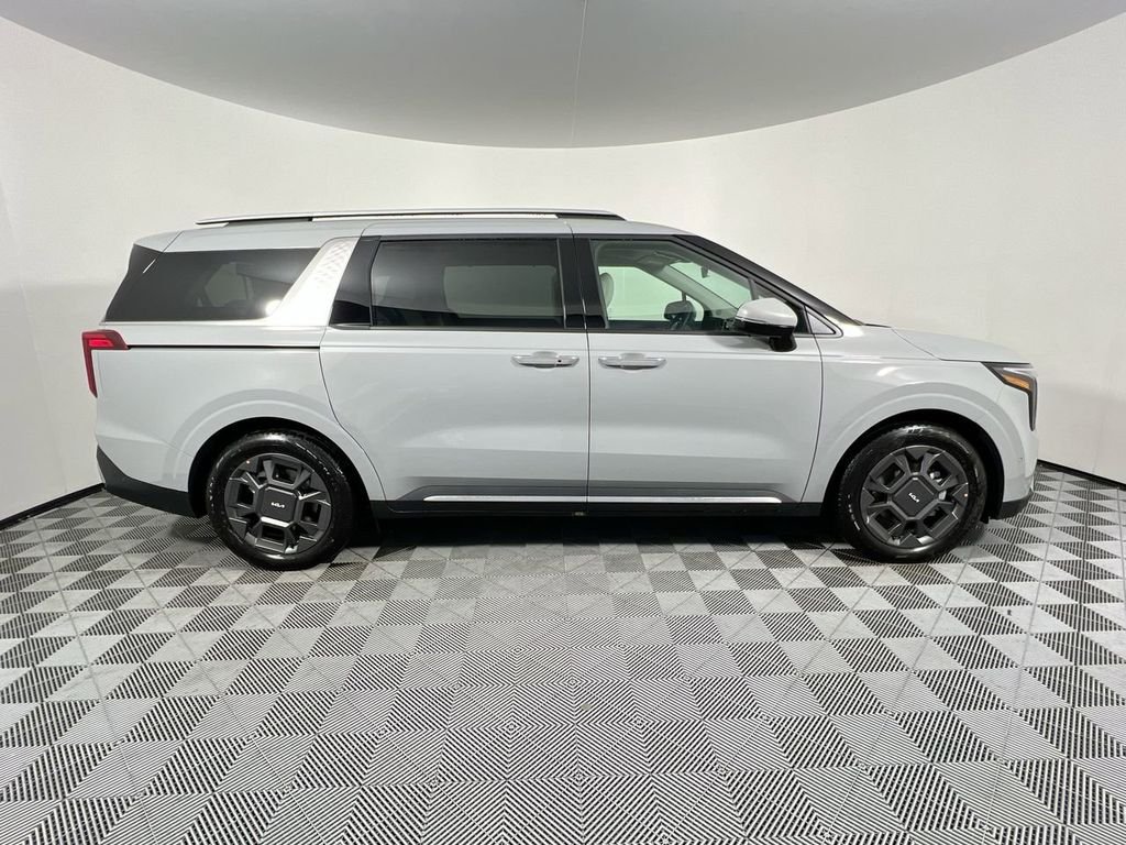 New 2026 Ceramic Silver Kia EX image 2