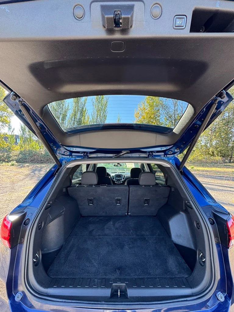 Used 2022 Blue Glow Metallic Chevrolet LT image 9