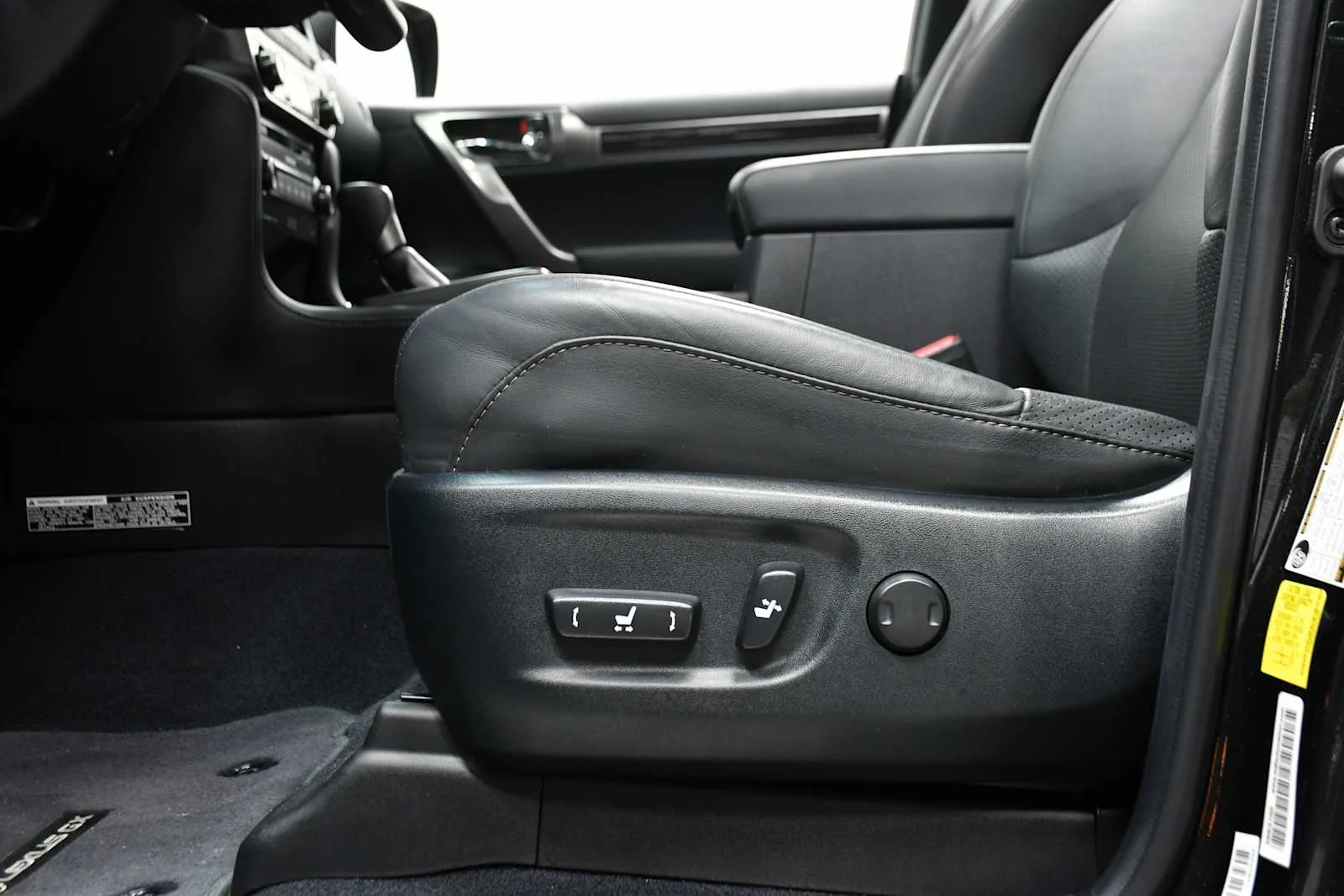 Certified Used 2023 CAVIAR Lexus Luxury image 15