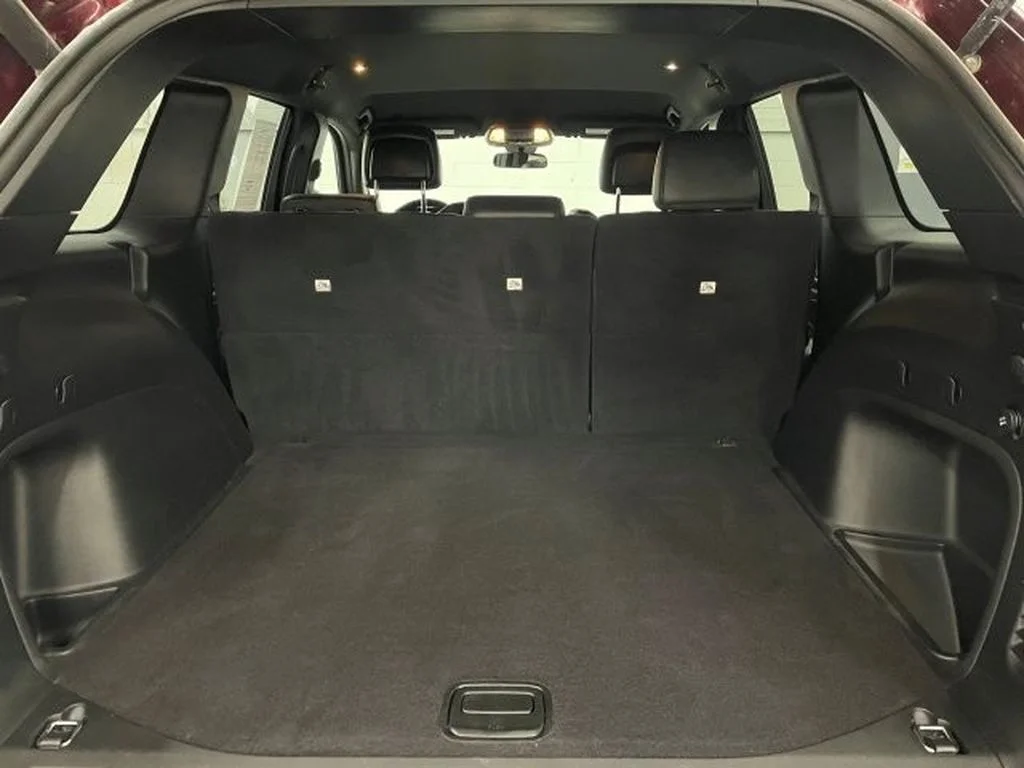 Used 2021 Velvet Red Pearlcoat Jeep Laredo X image 18