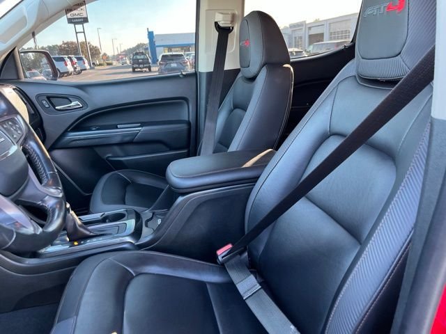 Used 2022 Red GMC AT4 w/Leather image 8