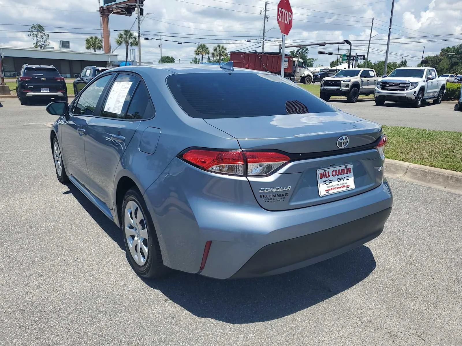 Used 2024  Toyota LE image 3