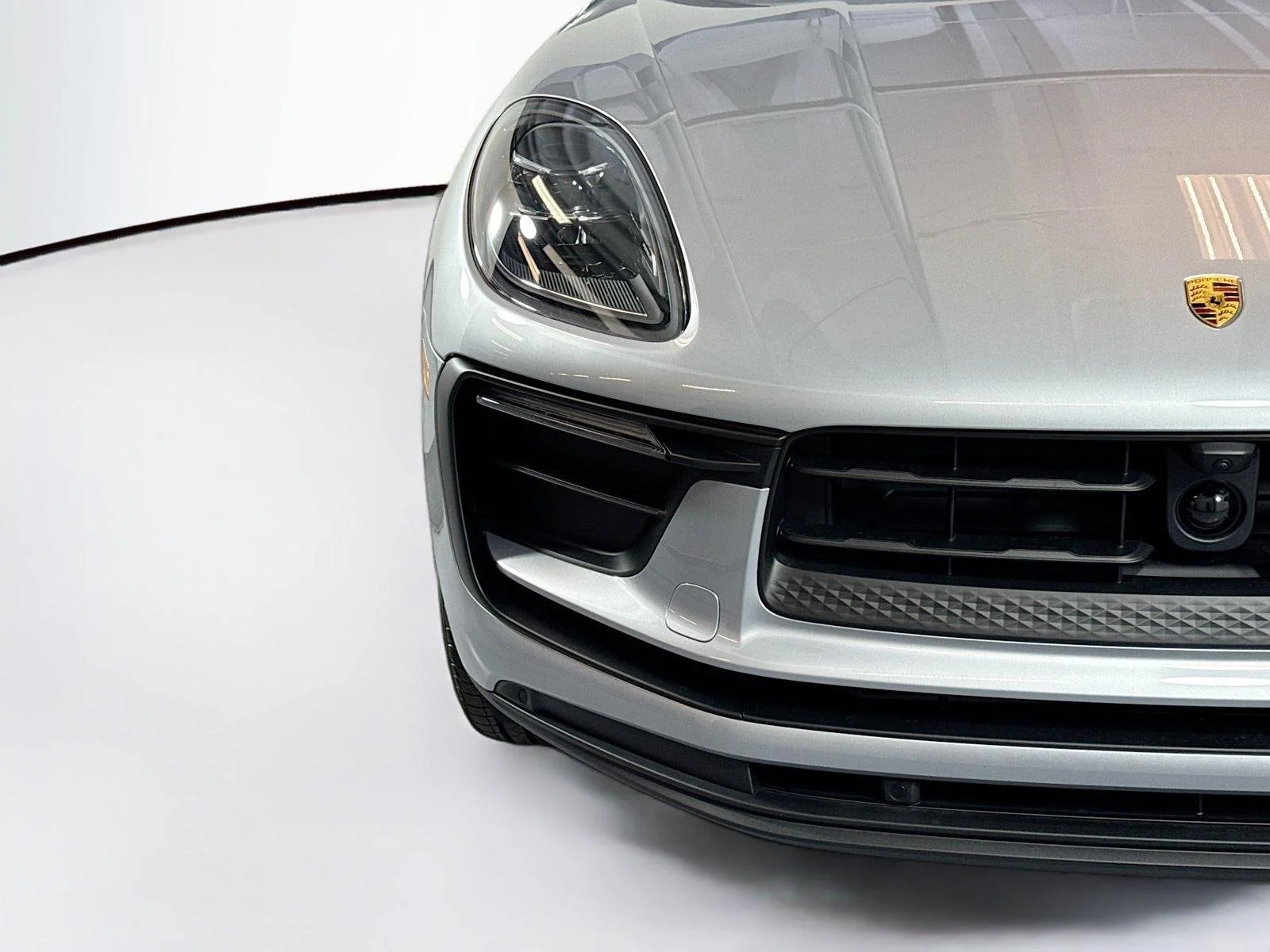 New 2026 Dolomite Silver Metallic Porsche  image 28