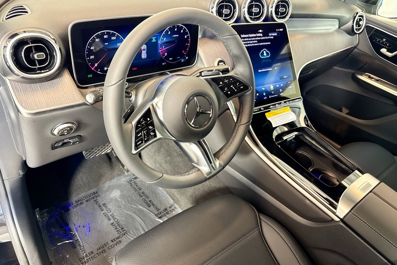 New 2026 Black Mercedes-Benz GLC 300 image 9