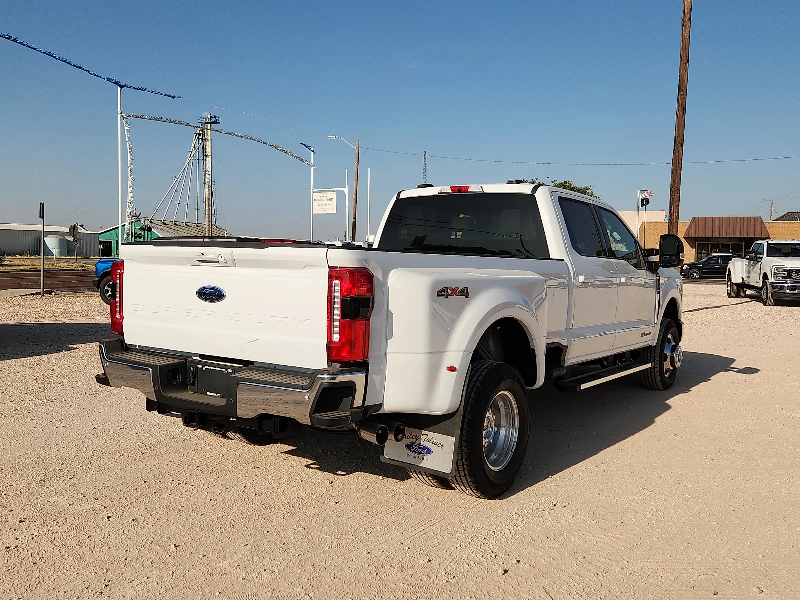 New 2026 Oxford White Ford Lariat image 7