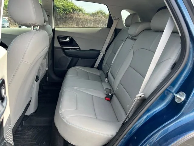 Used 2022 Deep Cerulean Kia EX Premium image 13