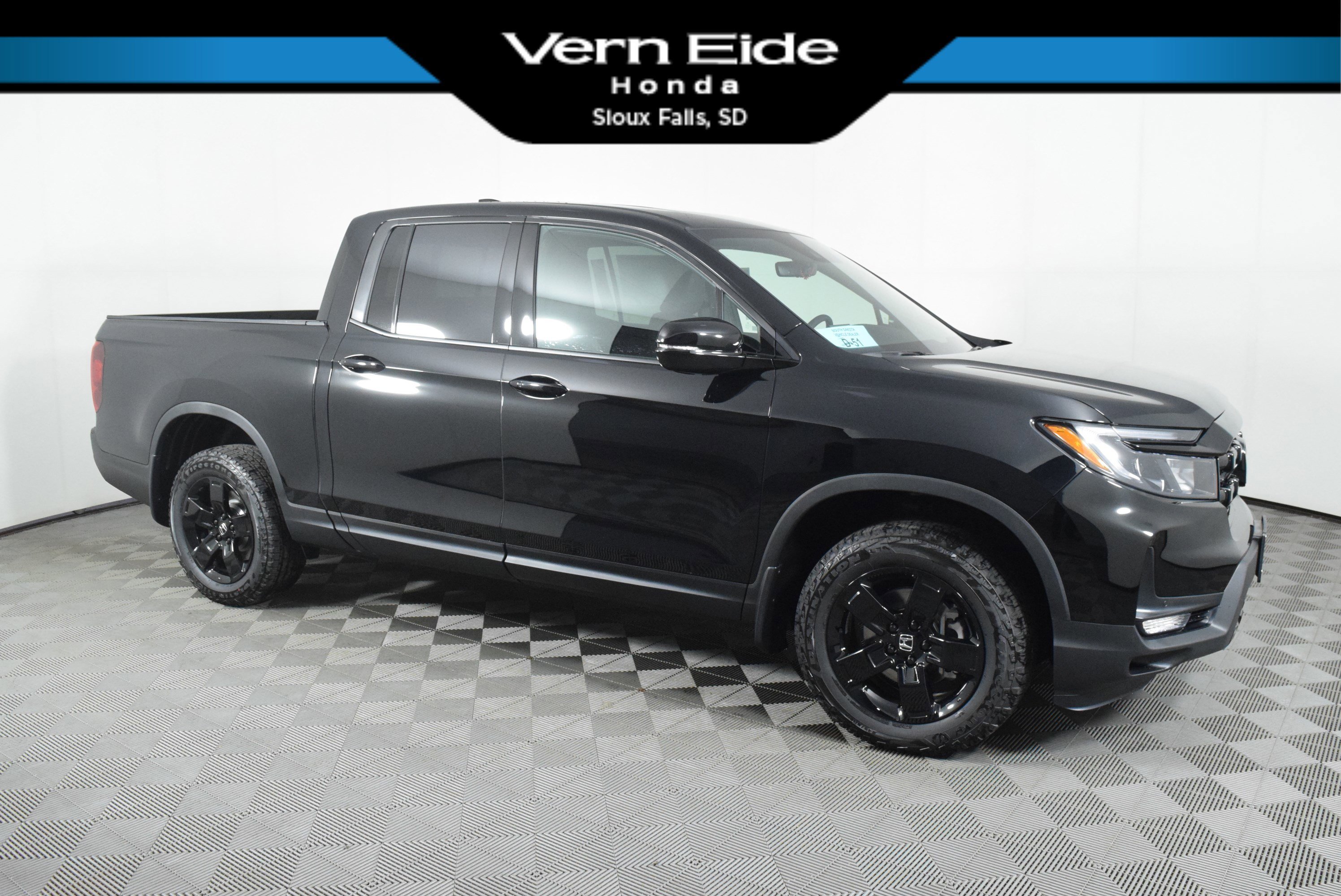 2026 Honda Ridgeline Black Edition's photo
