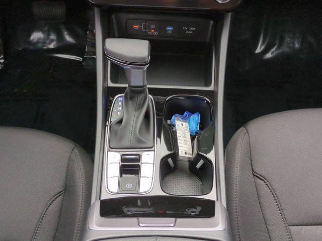 New 2026 White Hyundai SEL AWD image 18
