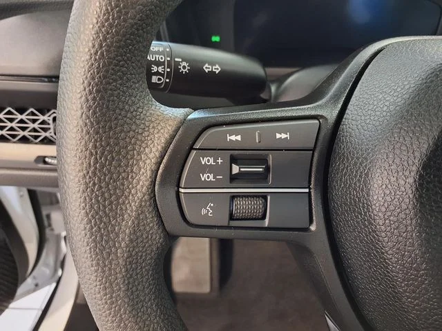 2025 Honda Accord LX - Photo 7
